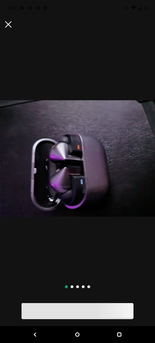 Earbuds Bosse Brand And Other Brand And Wallets