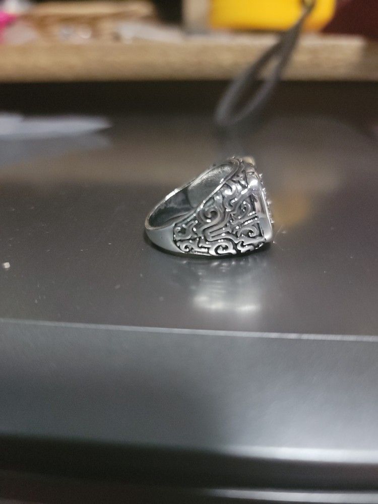 Men's Size 10 Stainless Steel Ring