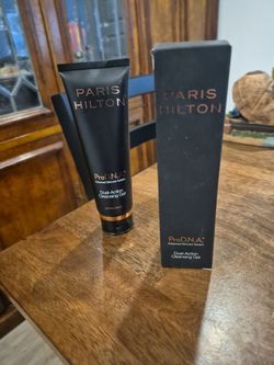Paris Hilton cleansing gel 4.0 fl oz