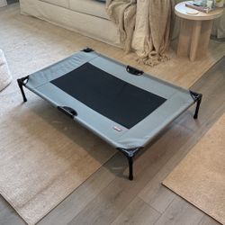Elevated Dog Bed 