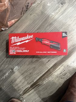 Milwaukee 3/8 Inch Ratchet BRAND NEW