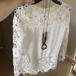 Shirt And Necklace In Boho Style