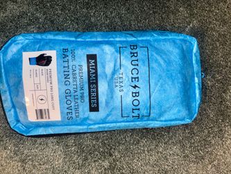 Bruce bolt batting gloves
