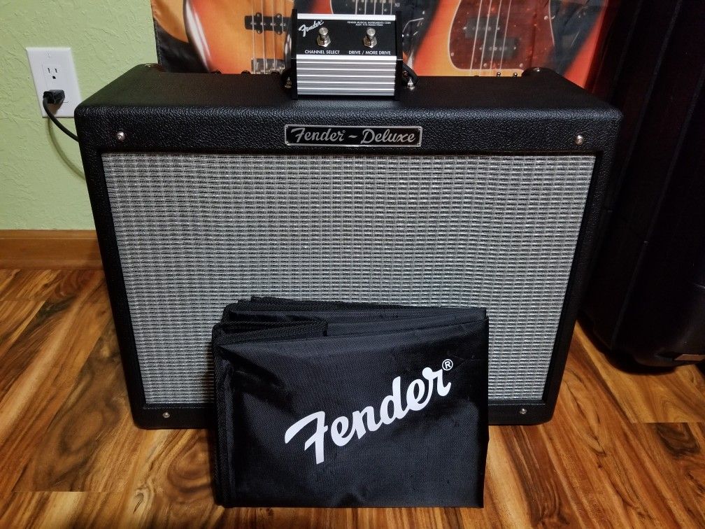 Fender Hot Rod Deluxe 1x12" 40-watt Tube Combo Amp - MINT! - Trades?  