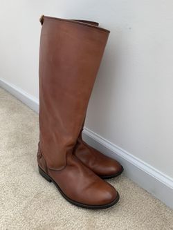 Frye Melissa Button Back Zip Size 8