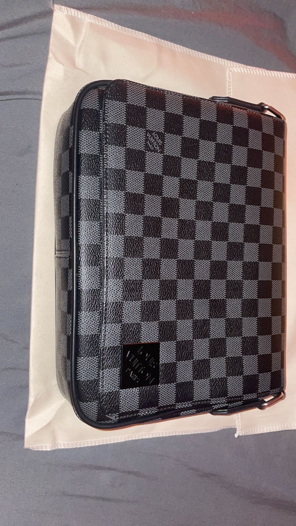 Louis Vuitton District Messenger Bag, Checkerboard Graphite 