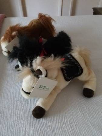 Vintage Wells Fargo Plush Pony's Flawless Never Handled Located In Palm Springs Ca