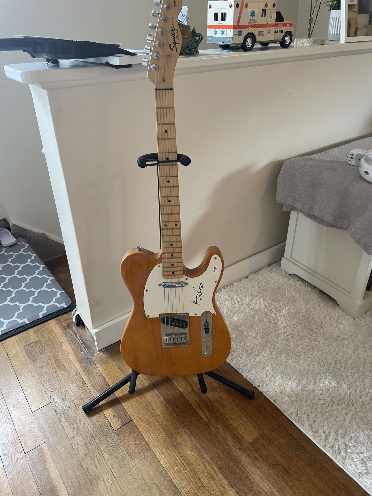 Queen Brian May Fender Squire Guitar