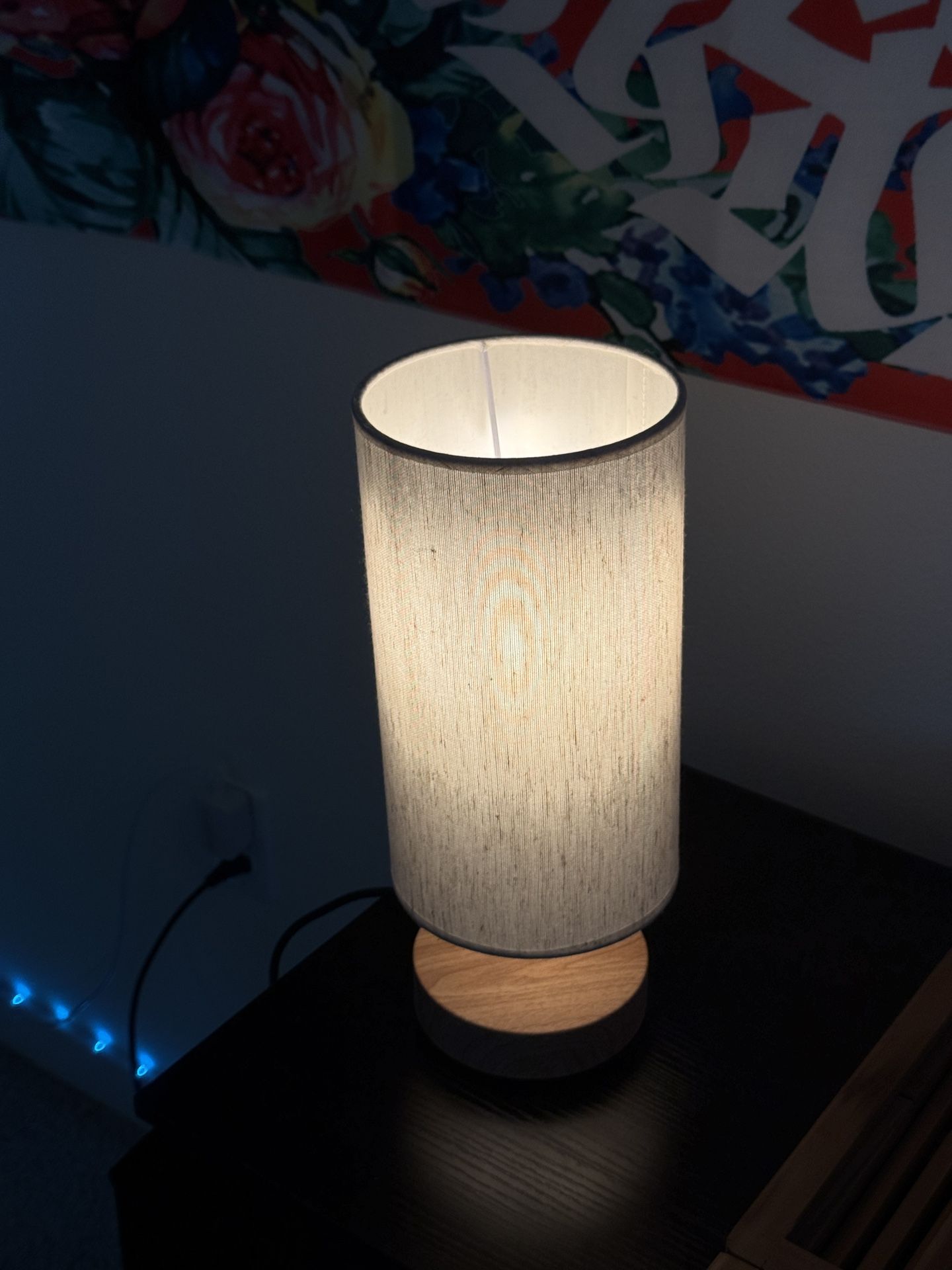 Brand New Modern Table Lamp – Never Used