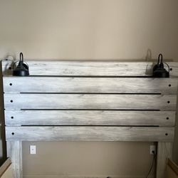 Bed Frame With Head Board 
