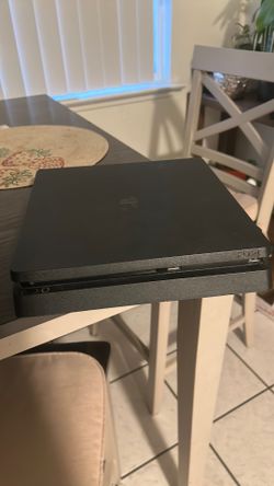 PS4 with wireless headset and controller