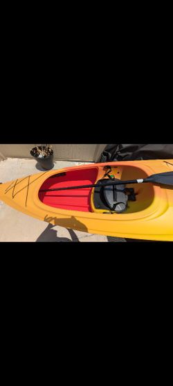 Kayak  10ft Barely used