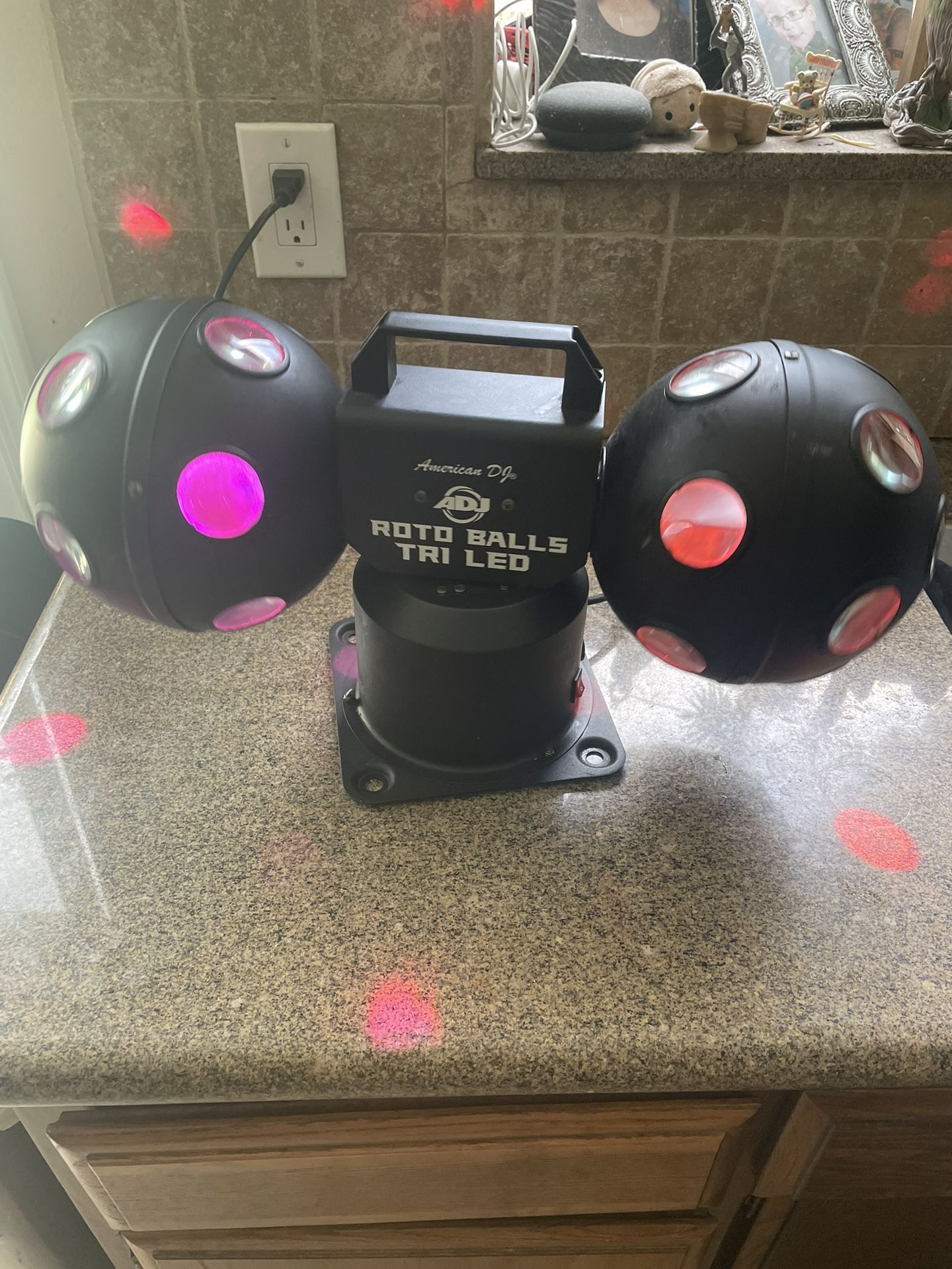 Professional Quality American DJ ROTO BALLS TRI LED Dual Rotating