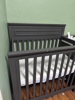 Baby crib
