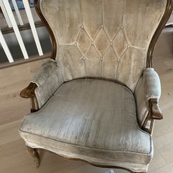 Vintage Victorian French Provincial Tufted Parlor Chair