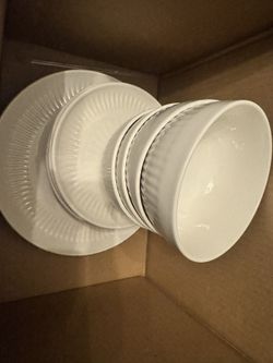 Costco Ceramic Dinnerware Set