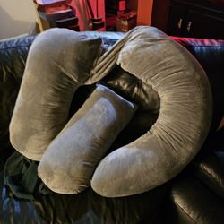 U-shaped Body Pillow