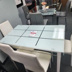 DINING TABLE WITH 6 CHAIRS 
