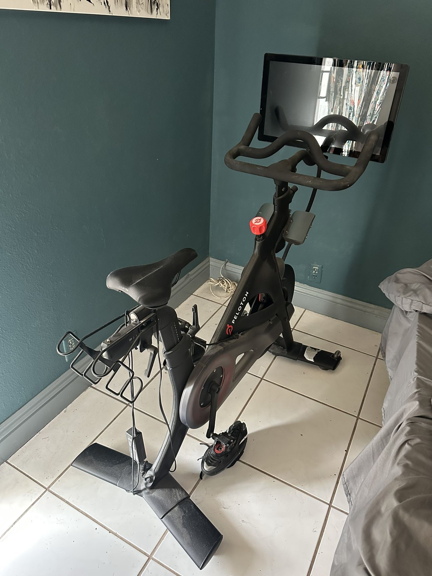 Peloton In great condition $650 OBO