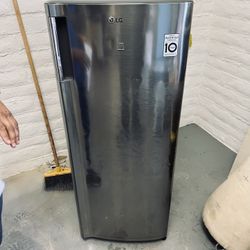 LG Freezer