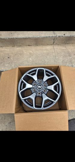 17" FORD BRONCO rims (5)