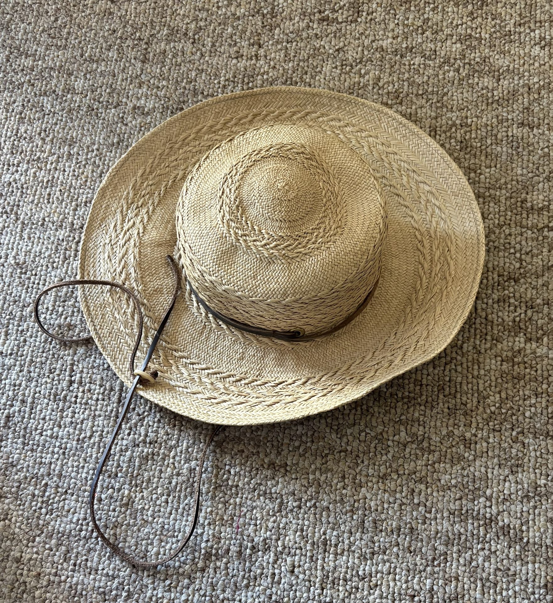 Ladies Dallas Hats genuine hand woven hat made in Ecuador