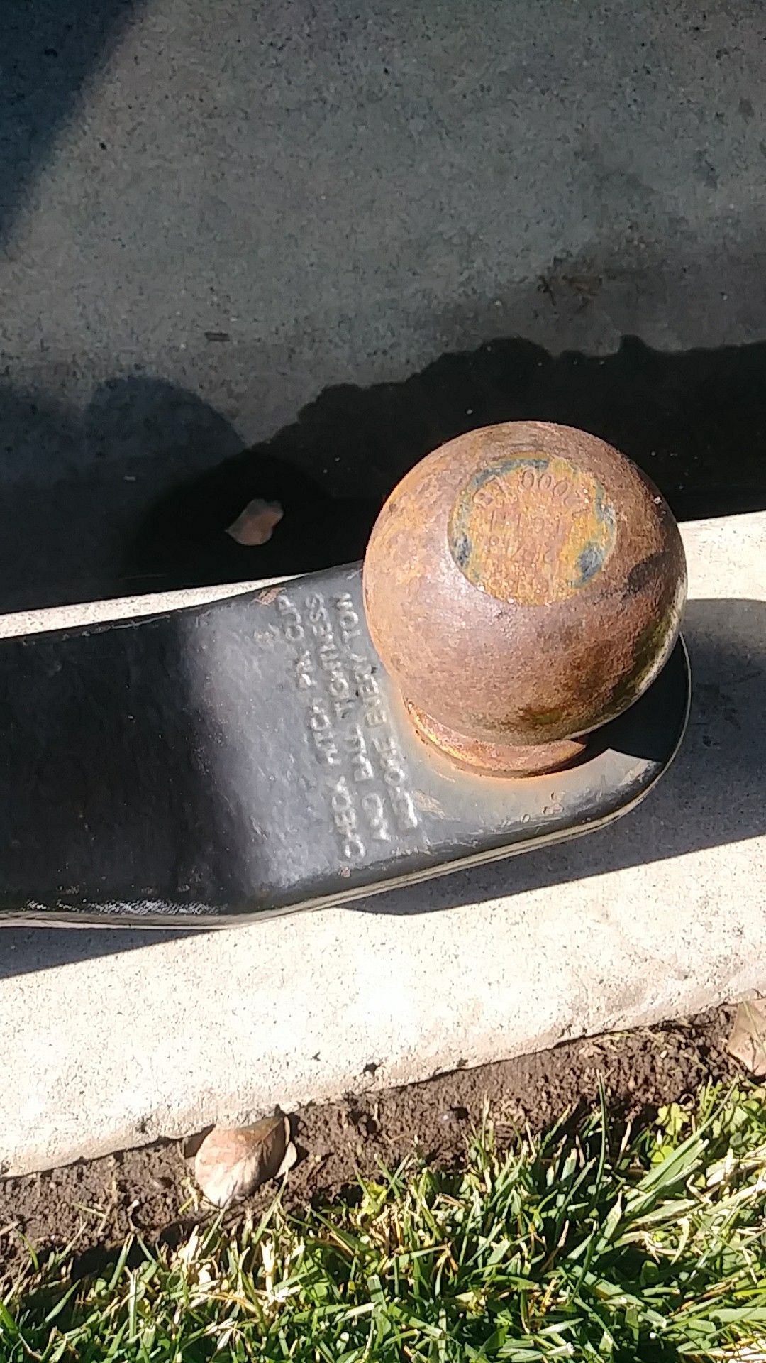 Tow-hitch