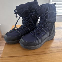 Lands End Boys Snow Boots Size 3