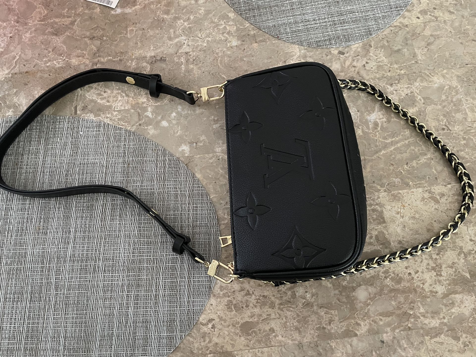 BRAND NEW LOUIS VUITTON LEATHER BLACK POCKET ORGANIZER M69044 Y for Sale in  Playa Del Rey, CA - OfferUp