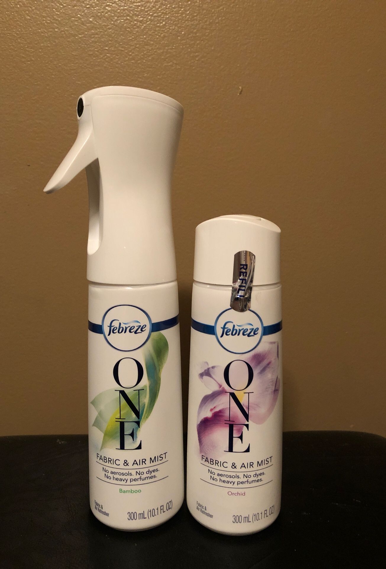 Febreze ONE fabric and air mist and refill