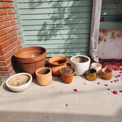 9 Planters / Pots Of Various Sizes 