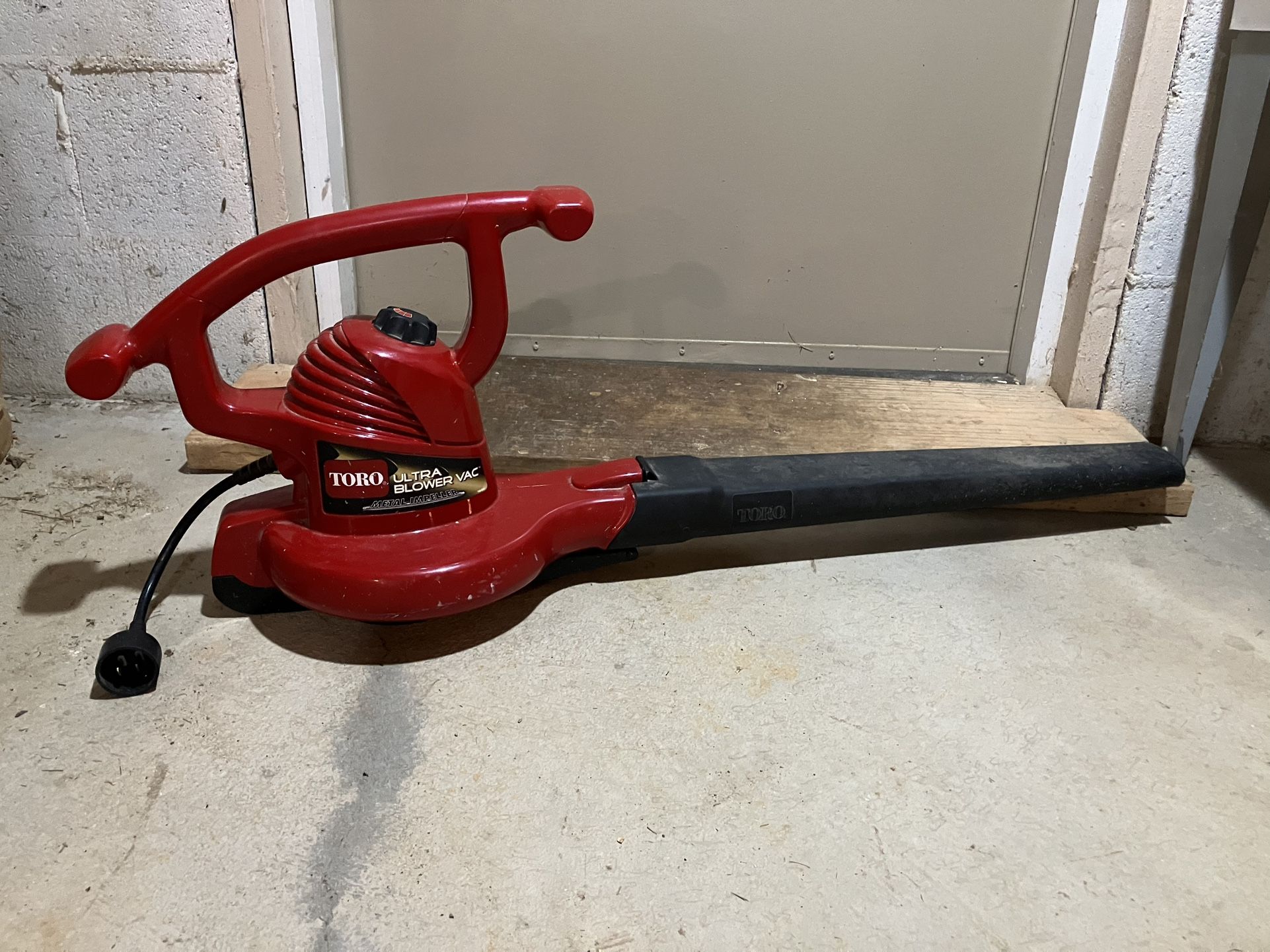 Toro ultra blower/Vacuum (model 51599)