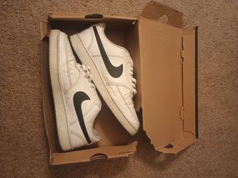 Nike Court Visions