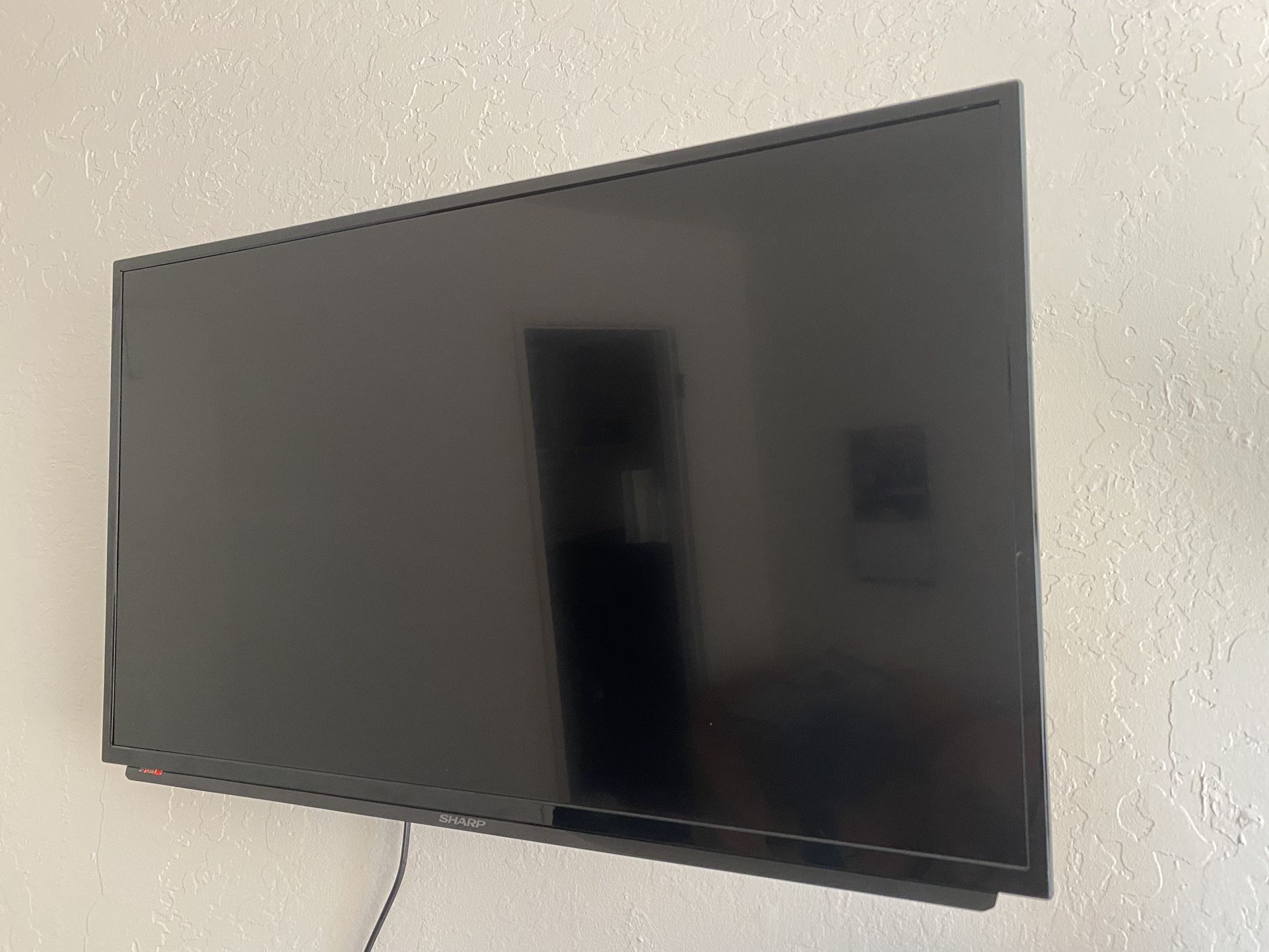 32” Sharp Tv