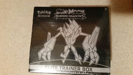 Pokemon Sun &Moon Burning Shadows Elite Trainer Box