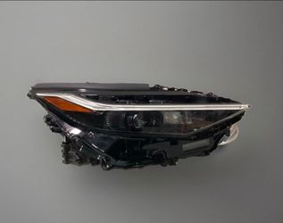 2023 2024 2025 TOYOTA BZ4X Bi-LED RIGHT HEADLIGHT USED OEM SHELL