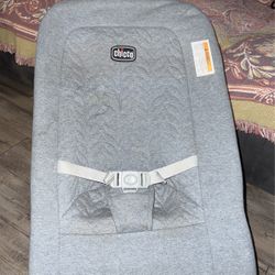 Chicco E Motion Glider Baby Bouncer