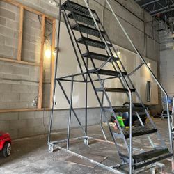 10 Step Rolling Ladder