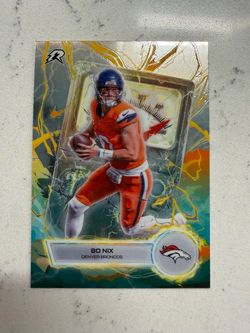 2025 Topps Resurgence #VT-16 Bo Nix Voltaic