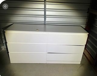 Dresser ikea