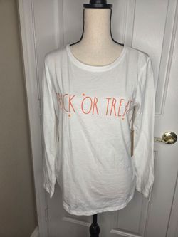 Rae Dunn Trick or Treat Halloween Long Sleeve Graphic Tee White Small