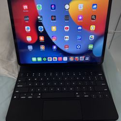 iPad pro 12.9 inch M1 chip full set