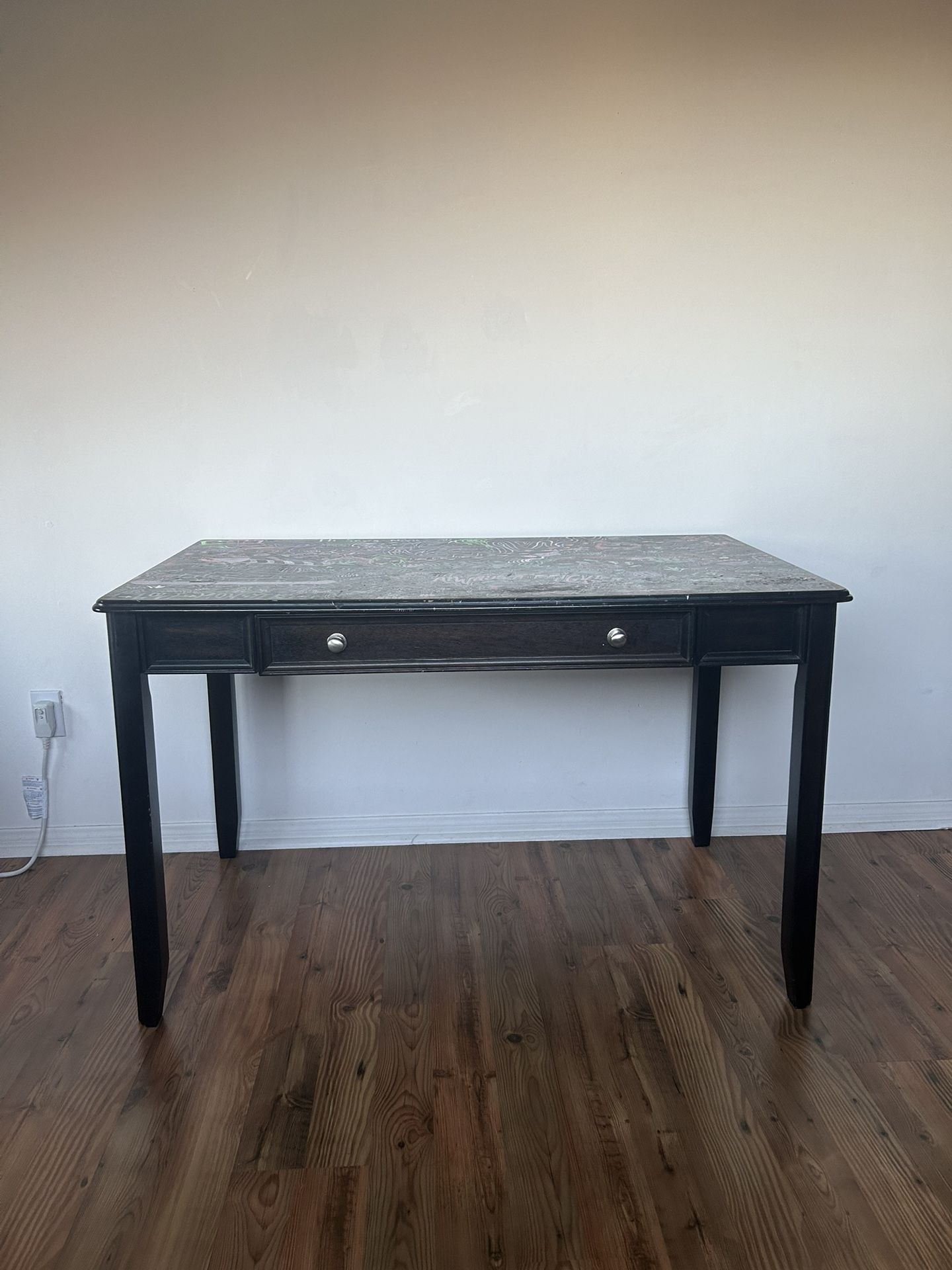 WOODEN DESK