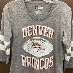 Women’s Denver Broncos Shirt. Item No  791 (Shopgoodwill)