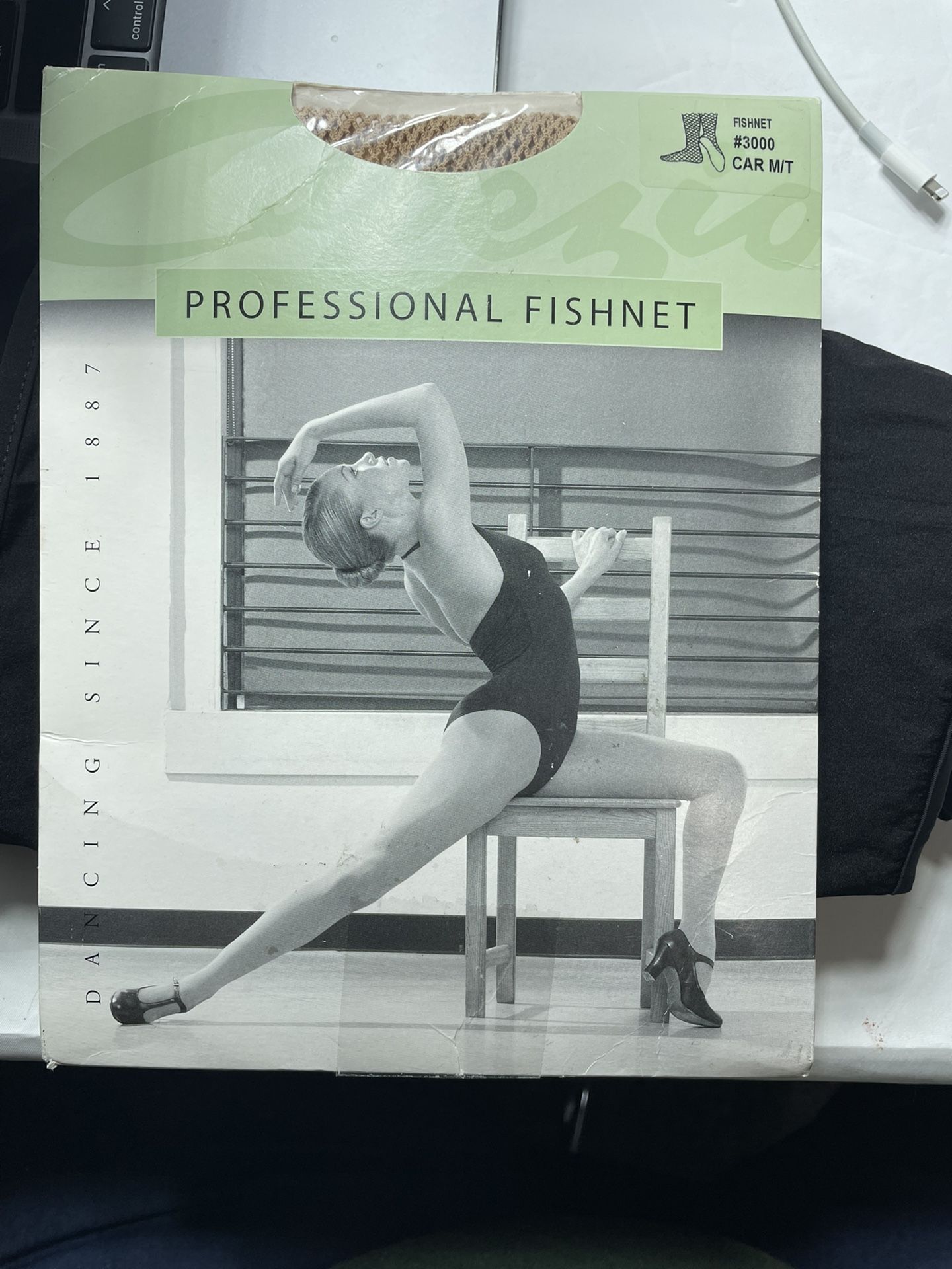 Capezio Womens Professional Fishnet Seamless Thighs- New