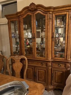 Solid Oak Hutch And Matching Dining Room Table And Chairs