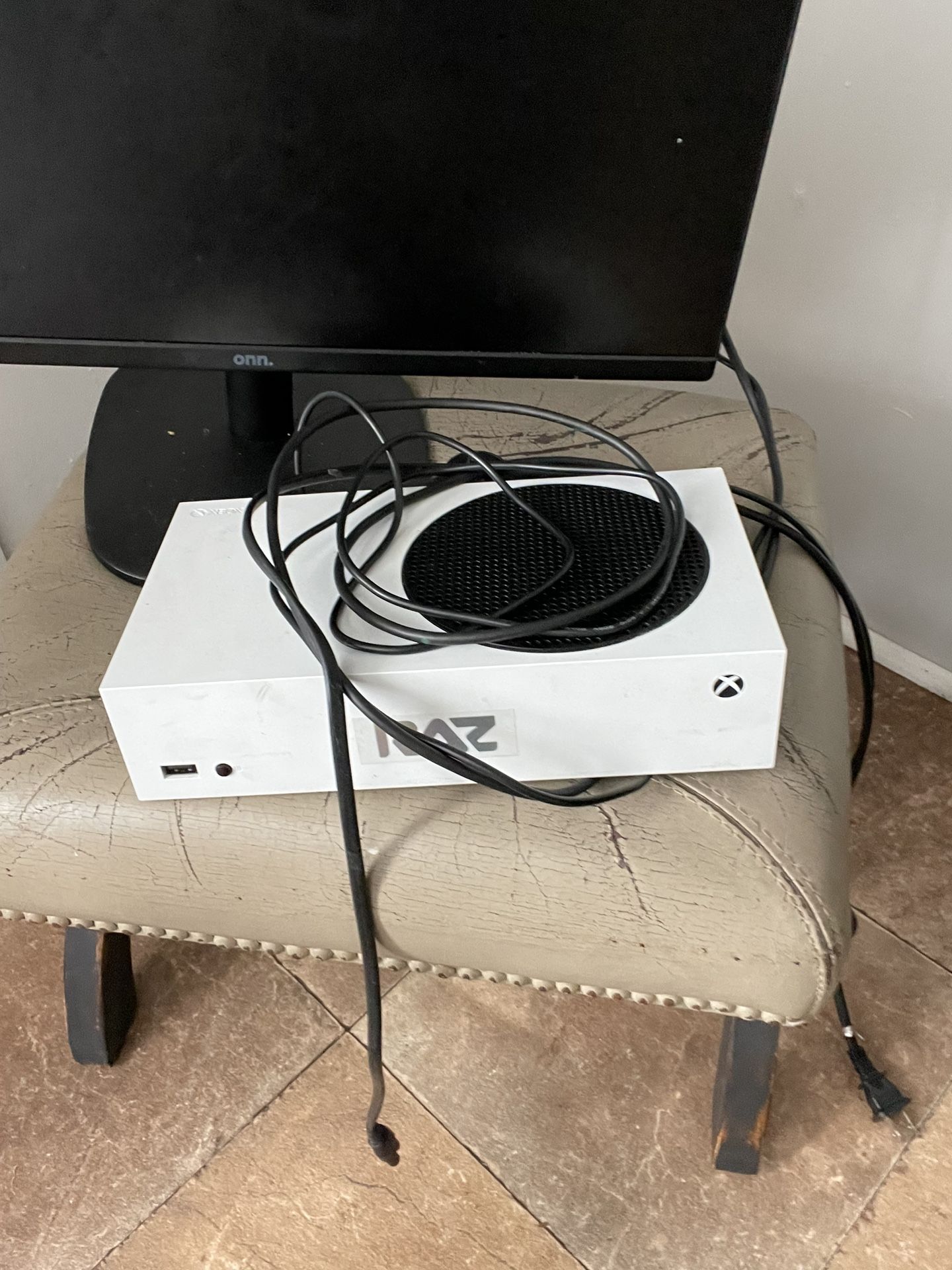 Come With Cords And Controller