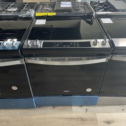 New 4.8 cu. ft. 4 Burner Element Single Oven Electric Range in Stainless Steel wee515s0ls