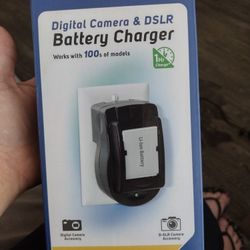 Digital Camera & DSLR Battery Charger 