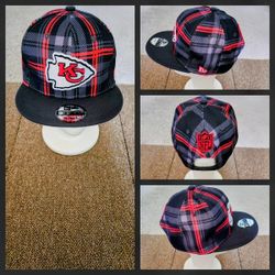 KANSAS CITY CHIEFS NFL FOOTBALL 🏈 SNAPBACK HAT. 